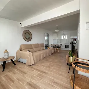 Ara Aparthotel